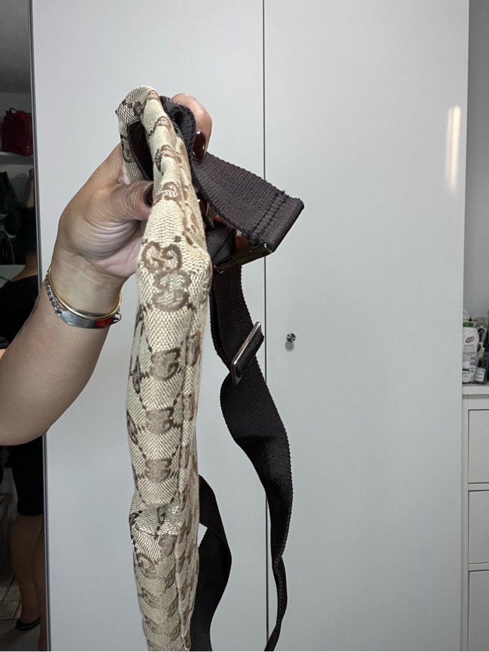 Gucci Beige/Brown Monogram Crossbody Bag - Picture 2 of 6